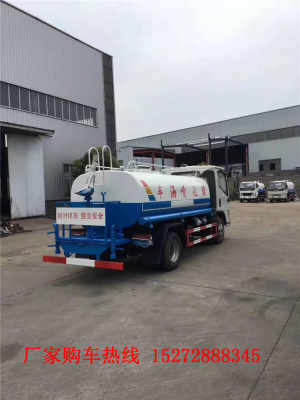 10吨喷雾车租赁指南 哪里能找到可靠的D9喷雾车服务